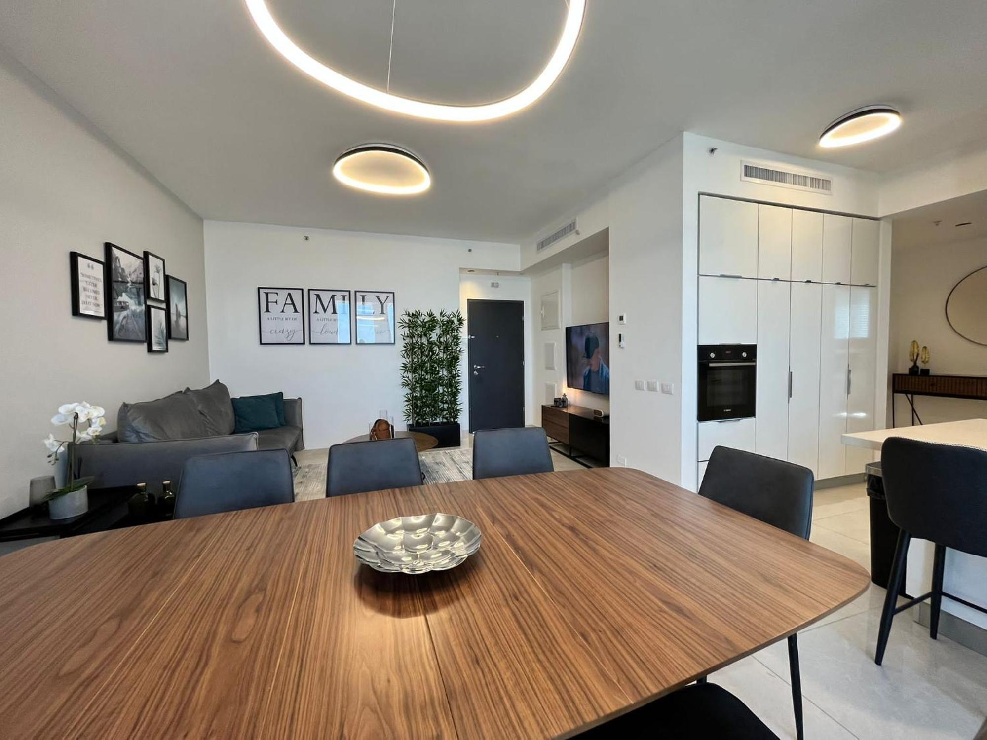 New Luxuries 3 Bedroom Apartment In J Tower Иерусалим Экстерьер фото