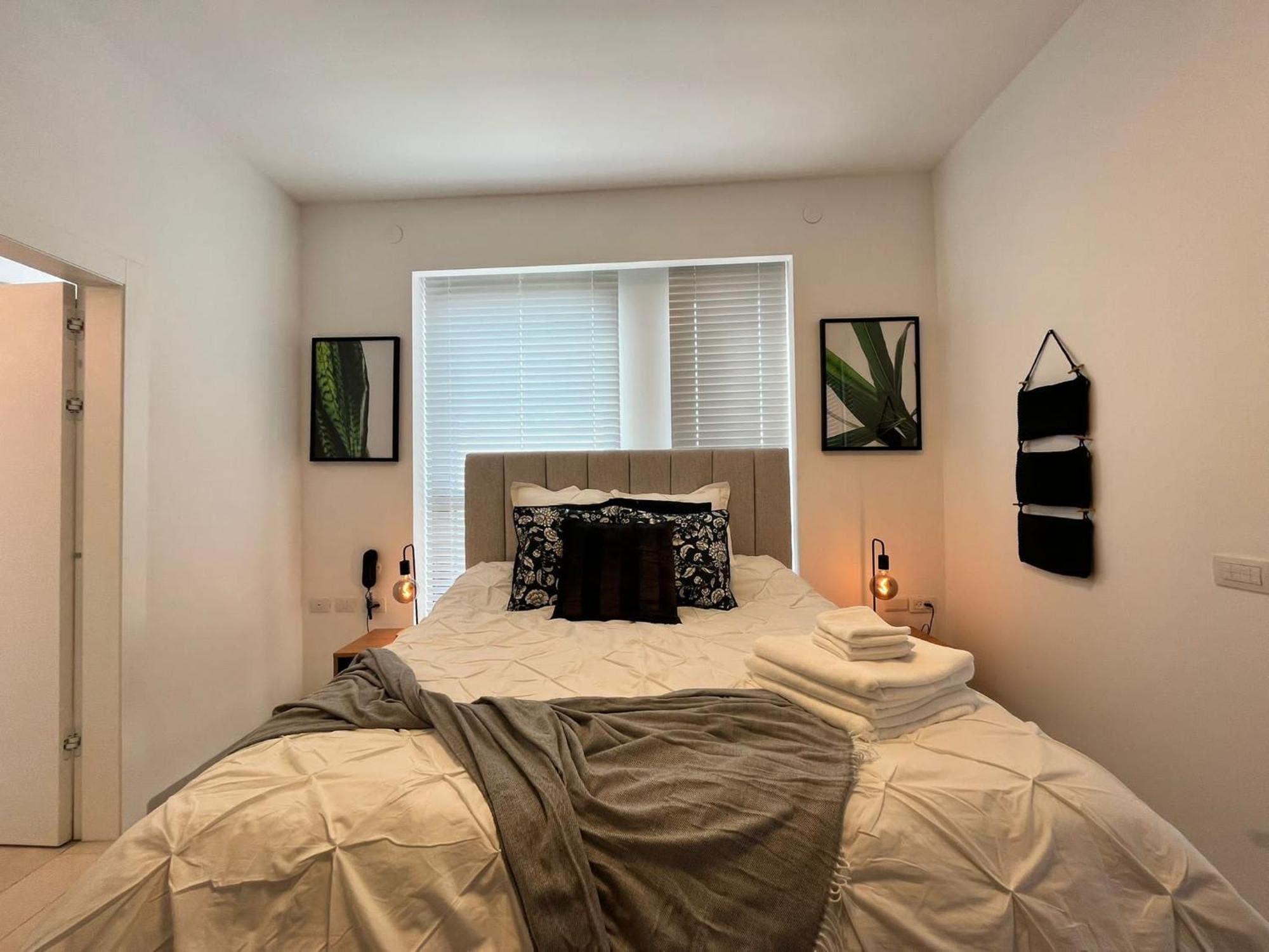New Luxuries 3 Bedroom Apartment In J Tower Иерусалим Экстерьер фото
